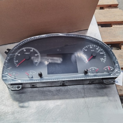 Sinotruk Howoのトラックのスペアーの組合せの器械WG9716582211/1